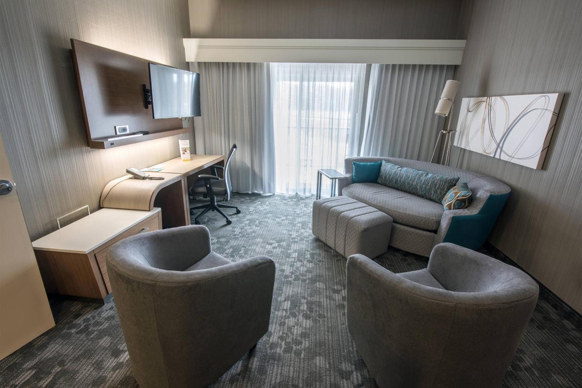 Hotel Courtyard By Marriott Norwich Esterno foto