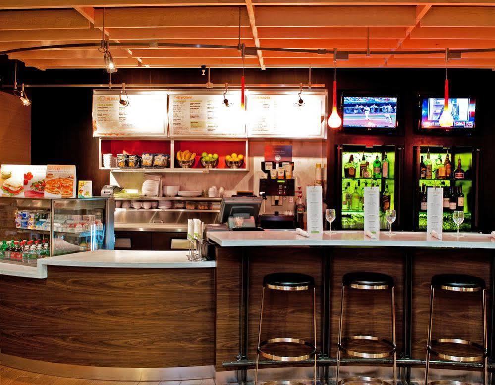 Hotel Courtyard By Marriott Norwich Esterno foto